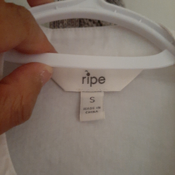 Ripe Maternity small white shirt dress - Picture 4 of 4